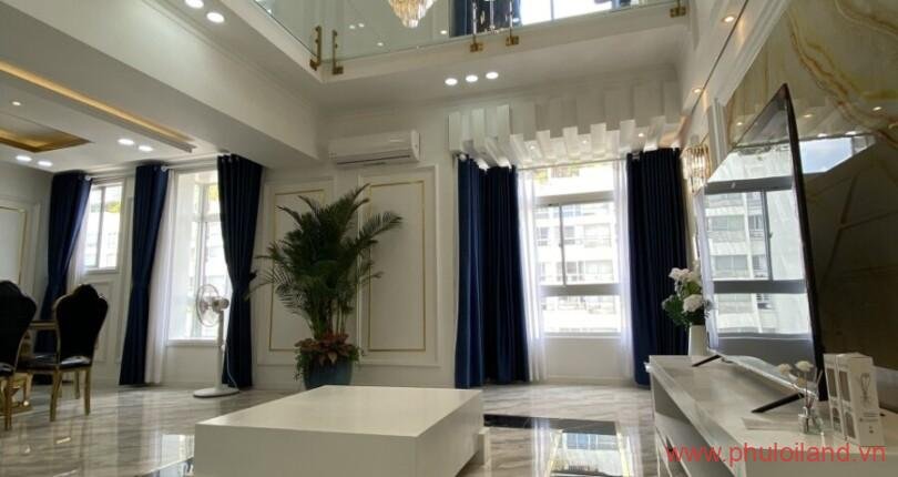 Cần bán Penhouse Sky Garden 1 Phú Mỹ Hưng, 405m2 luôn sân, 4pn, 3 toilet, giá: 9,5 tỷ thương lượng.