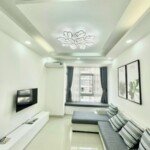 phong-khach-trong-can-ho-can-ban-sky-garden-3 (6)