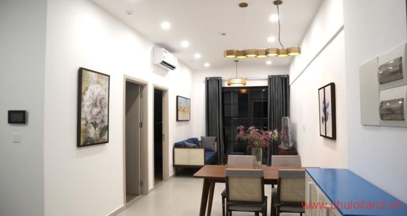 phong-khach-trong-can-ho-can-cho-thue-hung-phuc-premier (2)