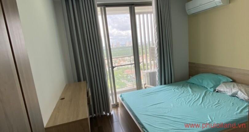 phong-ngu-2-cua-can-ho-can-cho-thue-happy-residence