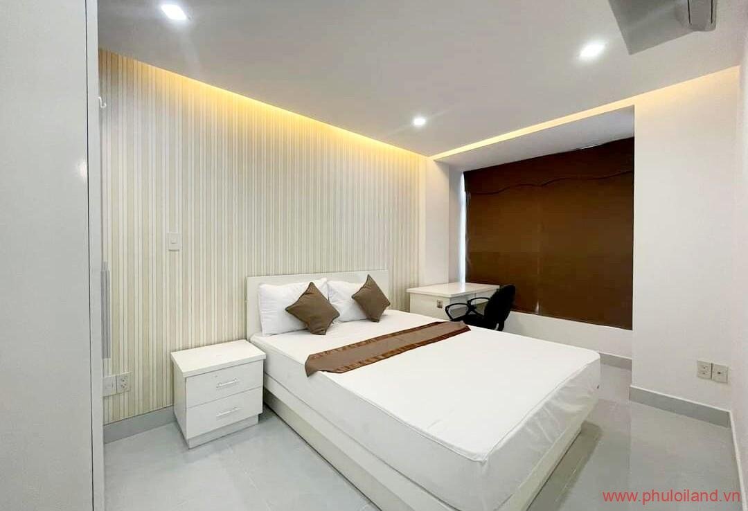 phong ngu cua can ho can ban sky garden 3 2 3 1080x738 - Sang nhượng căn hộ Sky Garden 3, 56m2, lầu cao, thiết kế 2pn, 1wc, nhà đẹp như hình- Giá: 2,550 tỷ bớt lộc.