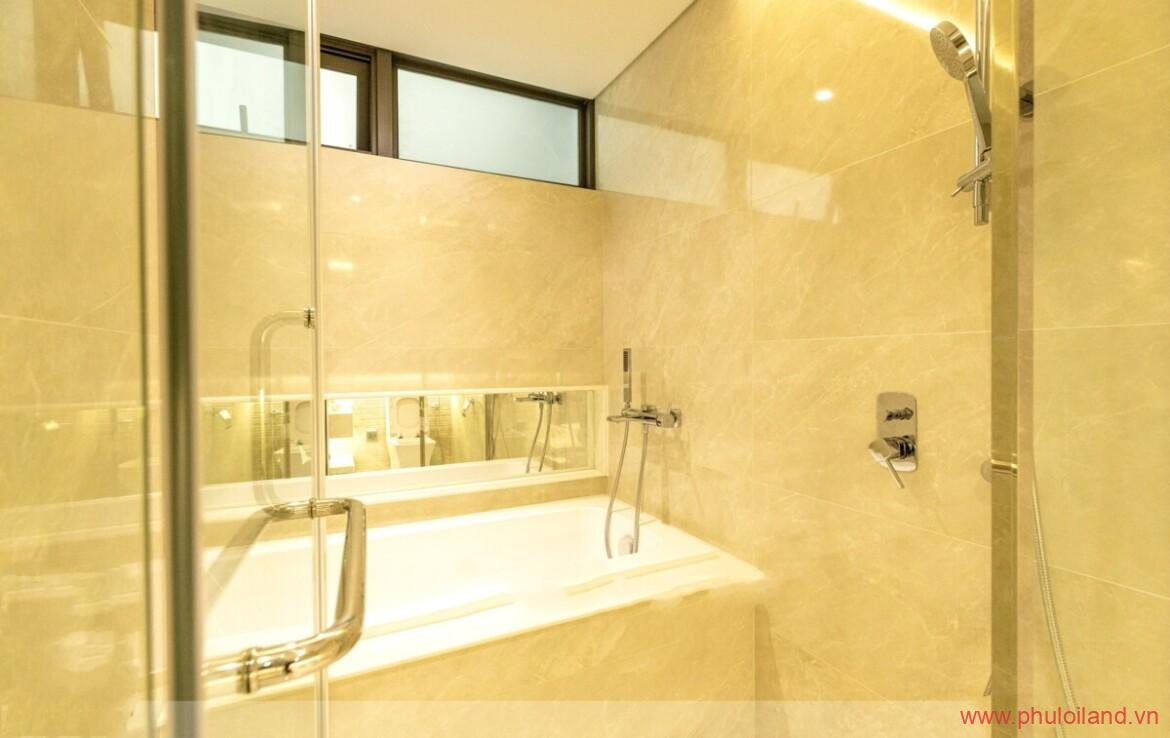 toilet cua can ho can cho thue ascentina 1170x738 - Cho thuê căn hộ cao cấp The Ascentina, 84m2, căn góc, thiết kế 2pn, 2wc, nhà mới 100% - Cho thuê 26 triệu/ 01 tháng.