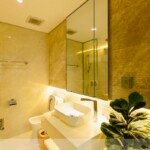 toilet-cua-can-ho-can-cho-thue-ascentina (2)