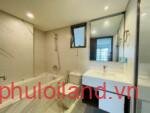 toilet-sang-trong-day-du-thiet-bi-cao-cap