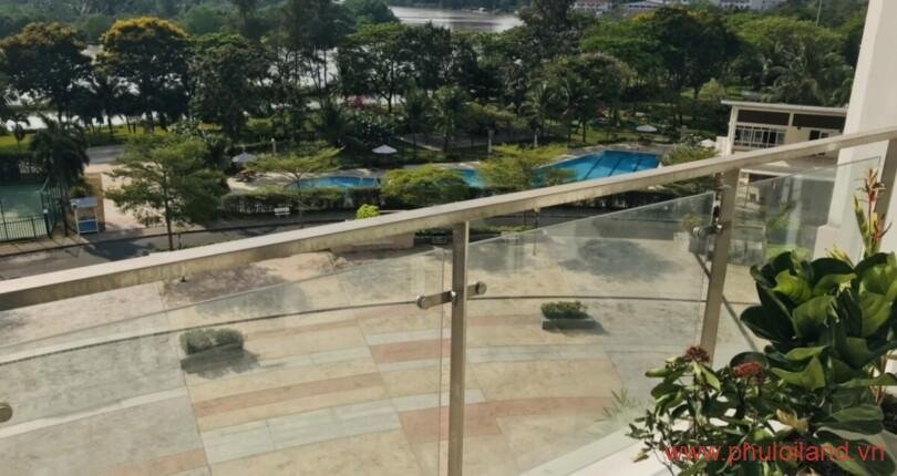 view-nhin-tu-ban-cong-can-ho