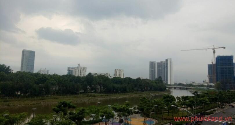 Cần bán căn hộ cao cấp Midtown (M5) Phú Mỹ Hưng, Quận 7. DT 89m2, 2PN 2WC, nội thất hoàn thiện cơ bản, giá 5,2 tỷ