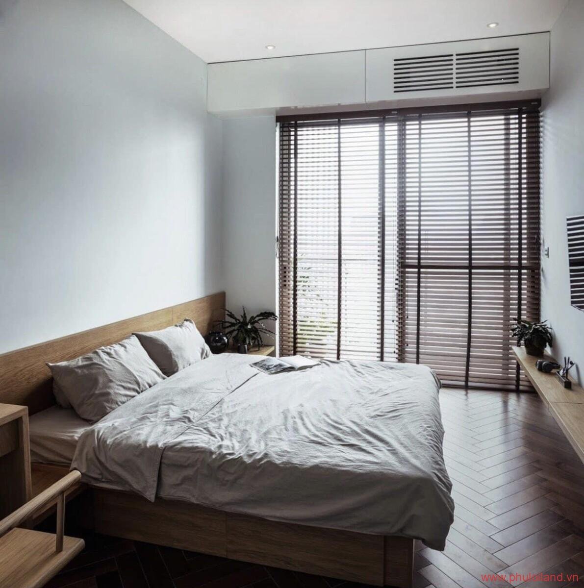 z4236090121559 a665b60ca7d9615a9ac2f3795d1f2e99 2 - Bán căn hộ Midtown M6, 96m2, 2pn, 2wc, nội thất cao cấp sang trọng, Giá: 7,4 tỷ