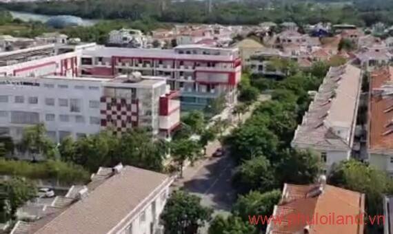 Sang nhượng căn hộ Hưng Phúc Premier 69m2, 2pn, 2wc, nội thất cơ bản PMH; Giá: 4,9 tỷ