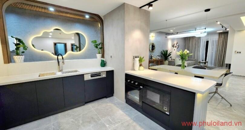 goc-bep-cua-can-ho-can-ban-riverside-residence