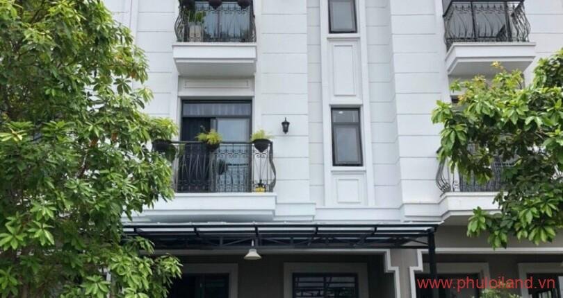 hinh-anh-mua-ban-nha-dat-khu-dan-cu-amelie-villa-phu-my-hung-t5-2023
