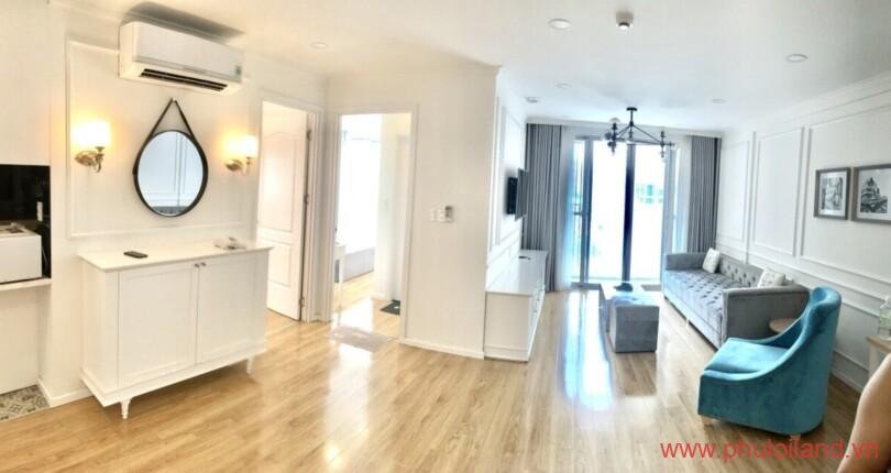 hinh anh phong khach can ho cna cho thue thoang 810x430 - Cho thuê gấp căn hộ chung cư Scenic 1, 02pn, giá 18tr/tháng, nội thất đầy đủ, view thoáng.