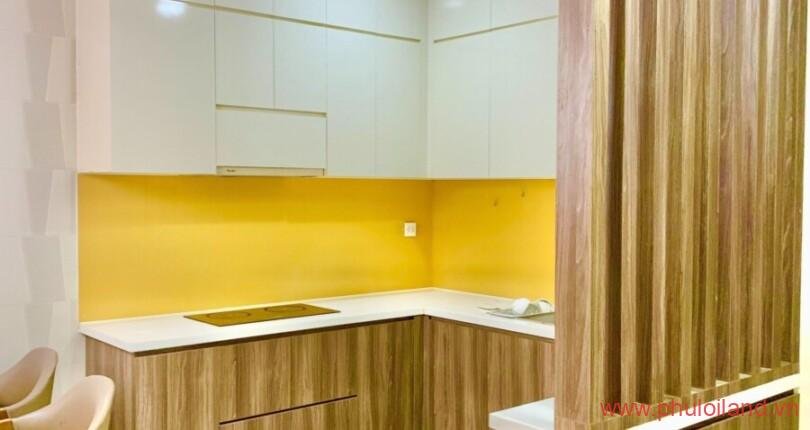 khu-vuc-bep-can-ho-sunrise-riverside-can-cho-thue