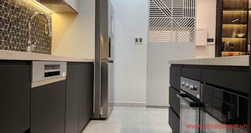 khu-vuc-bep-cua-can-ho-can-ban-riverpark-residence