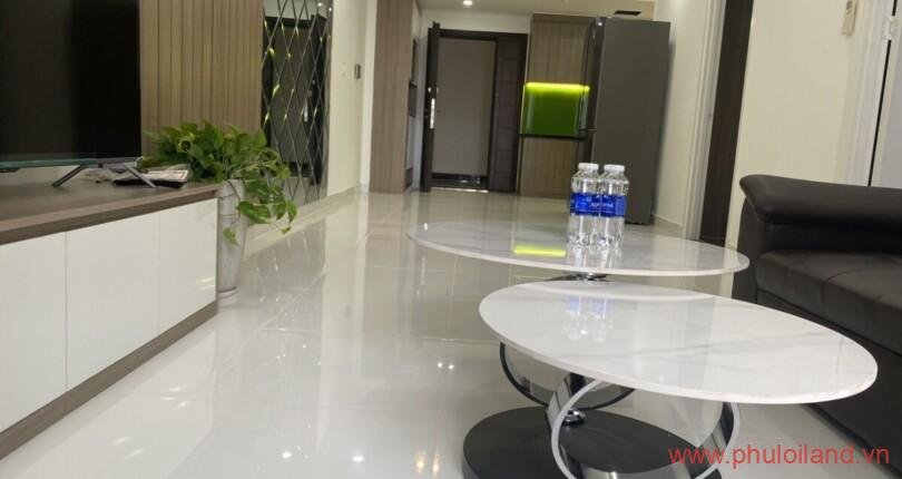 phong khach can ho can ban 9 810x430 - Cho thuê căn hộ chung cư Scenic Valley 1, 02pn, giá 22tr/tháng, nhà đẹp, nội thất đầy đủ.