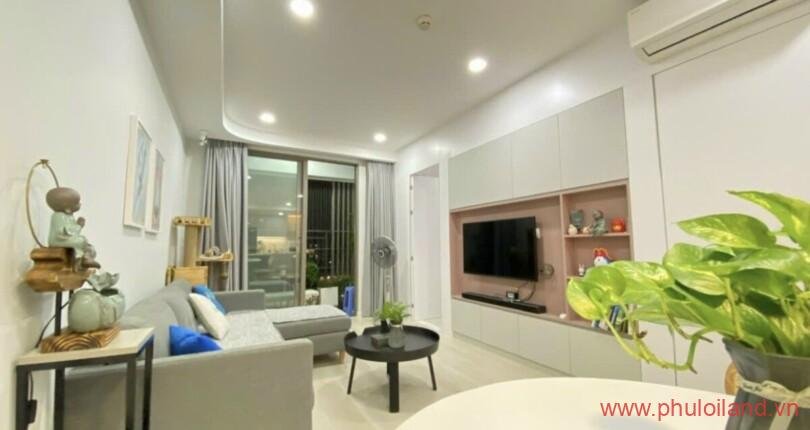 phong-khach-can-ho-saigon-south-can-ban