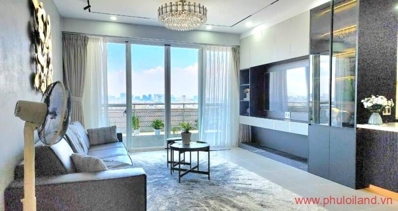 phong-khach-cua-can-ho-can-ban-riverpark-residence (3)