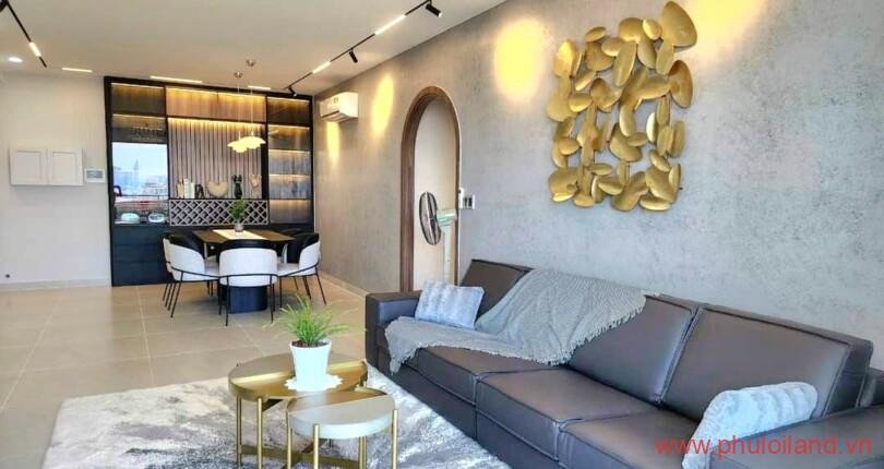 phong-khach-cua-can-ho-can-ban-riverpark-residence (4)