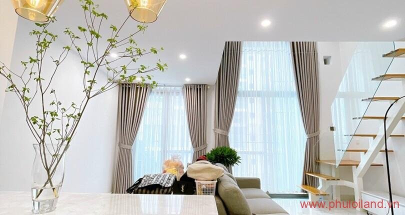 phong-khach-cua-can-shop-m7