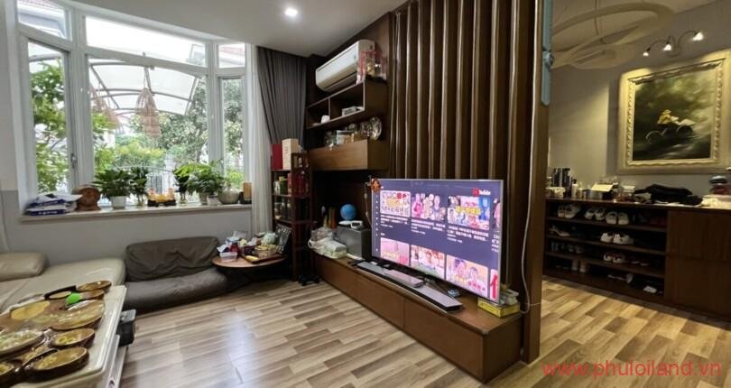 phong-khach-nha-pho-cho-thue