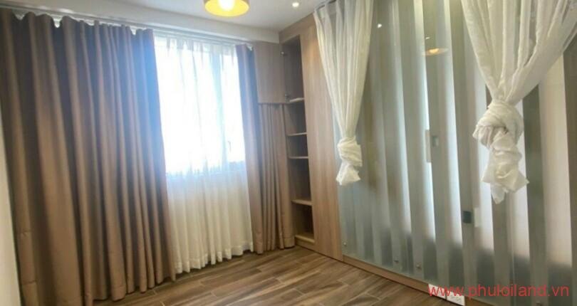 phong-lam-viec-can-ho-hung-phuc-can-ban