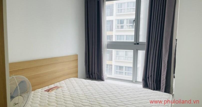 phong-ngu-phu-can-ho-can-ban-thoang