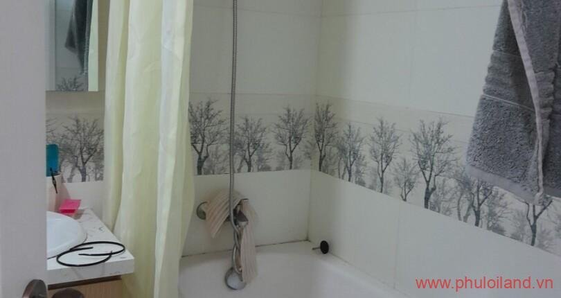 toilet-co-bon-tam-nam