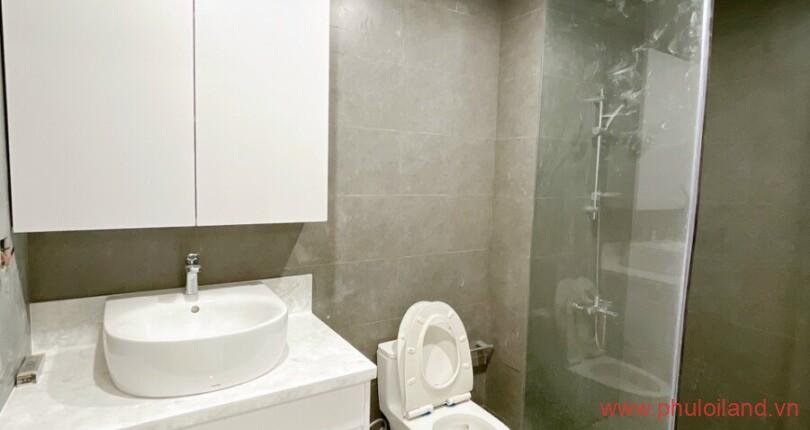 toilet-cua-can-shop-m7