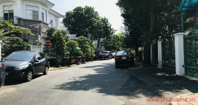 vi-tri-nha-dat-ban-toa-lac-tren-duong-noi-khu-hung-thai