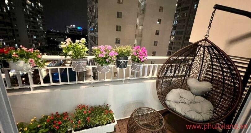 view-ban-con-can-ho-ban