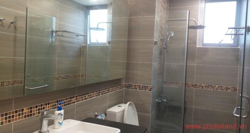 wc-can-ho-cho-thue (2)
