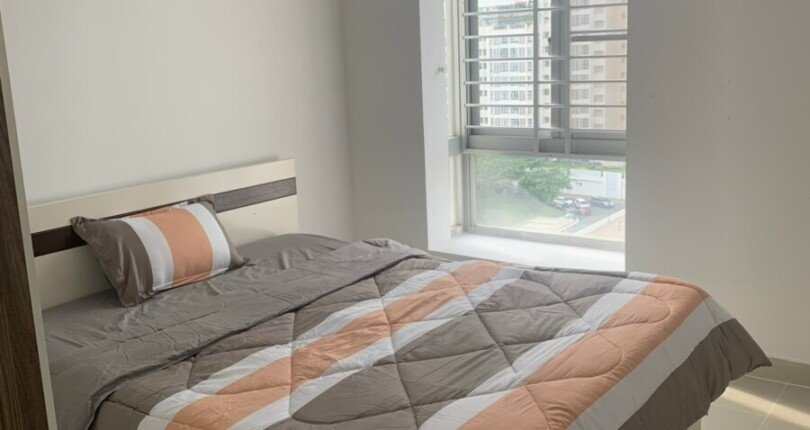 ban can ho sky garden 2 2 810x430 - Bán căn hộ Sky Garden 2. DT 81m2 Lầu cao View Trực diện hồ bơi- 2 Phòng Ngủ-2wc- Giá 2,9 Tỷ