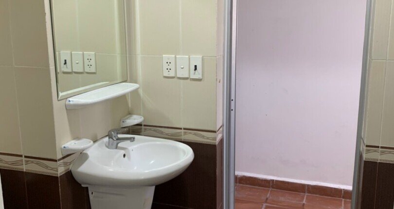 ban can ho sky garden 2 4 810x430 - Bán căn hộ Sky Garden 2. DT 81m2 Lầu cao View Trực diện hồ bơi- 2 Phòng Ngủ-2wc- Giá 2,9 Tỷ