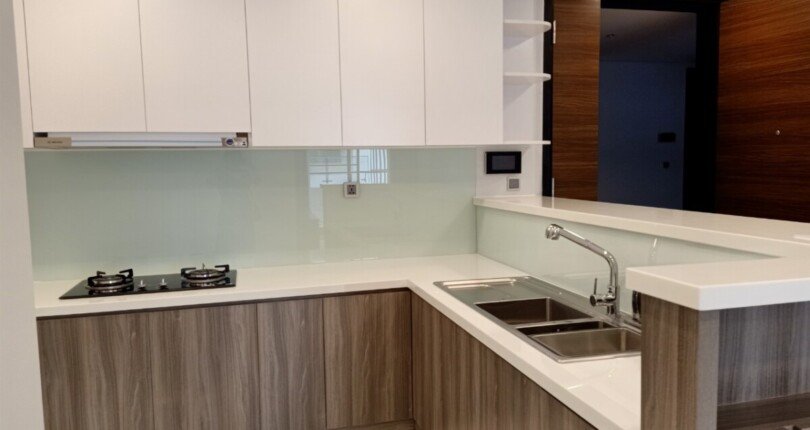 bep can ho ban 4 810x430 - Bán căn hộ chung cư Midtown The Symphony, 90m2, giá 5.6 tỷ, tặng kèm 01 ô đậu xe ô tô.