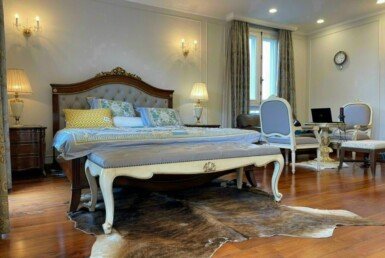 biet-thu-ban-co-5-phong-ngu-day-du-trang-bi-noi-that-nhu-hinh