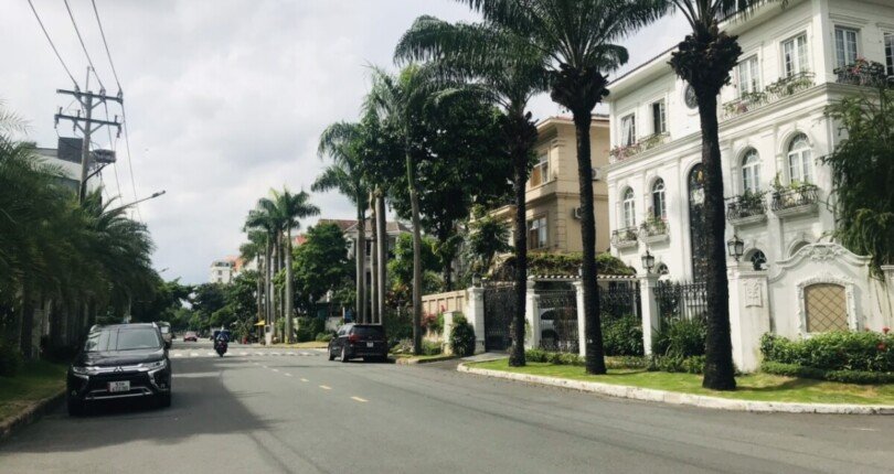 biet thu can ban toa lac tren goc duong nguyen binh phuong tan phong quan 7 810x430 - Mua bán nhà đất, căn góc đường lớn 364m2 Khu biệt thự Mỹ Kim T7/2023 giá rẻ