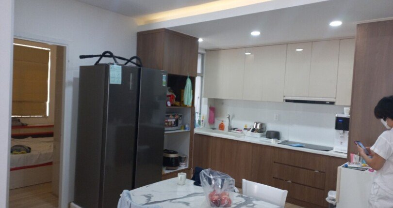 can canh bep trong can ho ban 810x430 - Mua bán căn hộ Khu phố Sky Garden 2 Block 4b T7/2023 giá rẻ