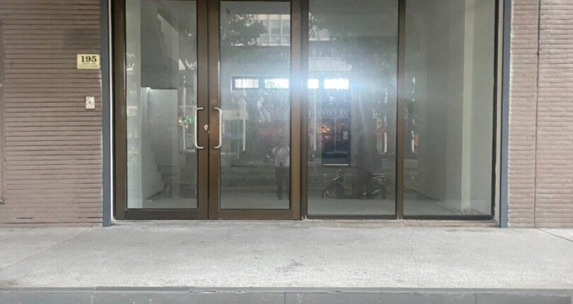 cho thue mat bang 250m2 gia 5000 4 810x430 - CHO THUÊ MẶT BẰNG 250M2 ĐƯỜNG TÔN DẬT TIÊN GIÁ 5000$/THÁNG