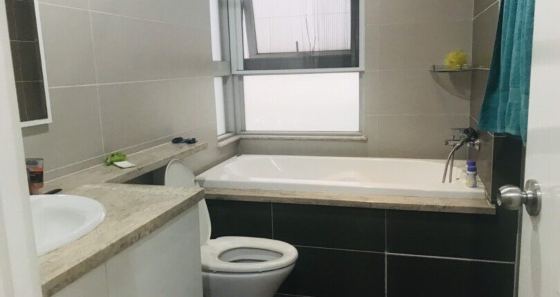 he thong toilet day du trang thiet bi 810x430 - Mua bán căn hộ Chung cư Star Hill Quận 7 T7/2023 giá rẻ