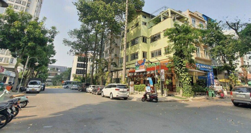 hinh anh nha r1 72 khu pho hung gia can ban t7 2023 810x430 - Bán gấp trong tháng nhà số R1.72 Khu phố Hưng Gia 2 góc đường Phạm Văn Nghị