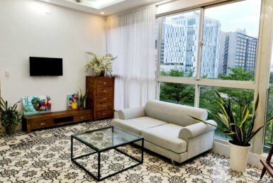 hinh-anh-phong-khach-can-ho-ban