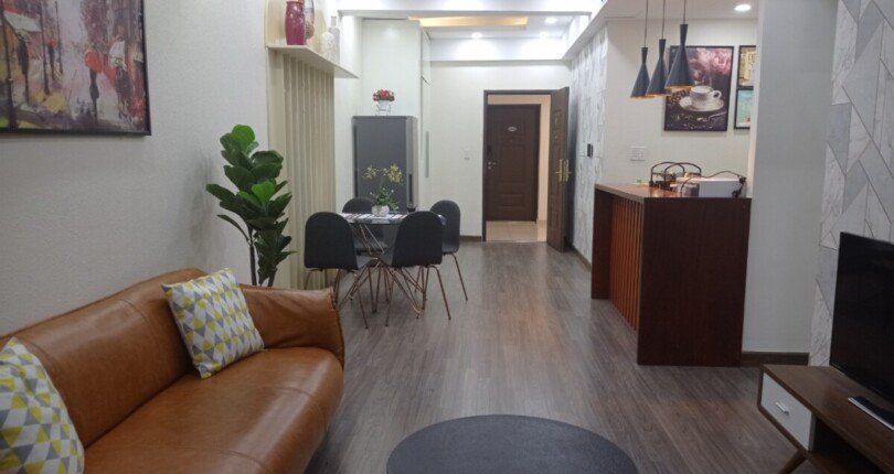 phong khach can ho cho thue 2 810x430 - Cho thuê nhanh căn hộ chung cư Scenic Valley 1, 70m2, giá 17tr/tháng, nhà đẹp, nội thất đầy đủ.