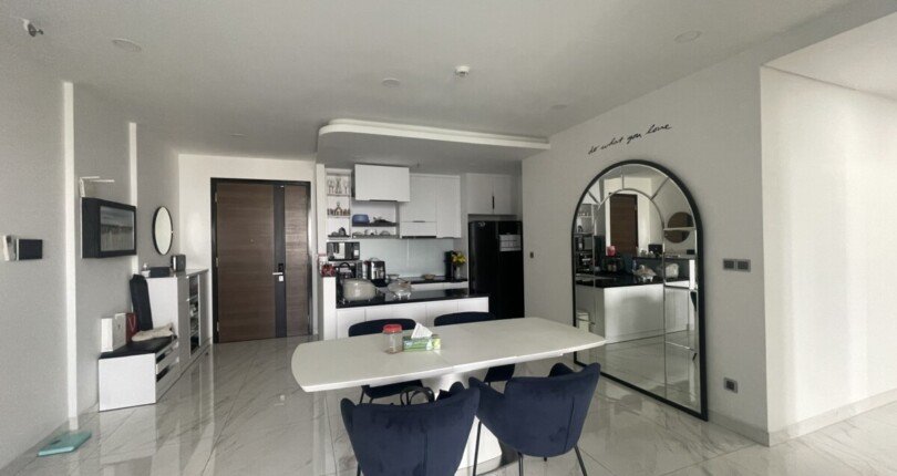 phong khach can ho cho thue 5 810x430 - Cho thuê căn hộ 130m2, 03pn, chung cư Midtown, giá 1.500usd/tháng, xem nhà dễ.