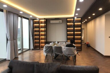 phong-khach-penthouse-can-ban