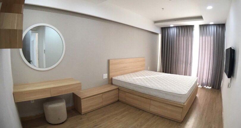 phong ngu chinh can ho cho thue 2 810x430 - Cho thuê căn hộ chung cư Scenic Valley 1, 133m2, tầng trung, giá 1.700usd/tháng, nội thất đầy đủ.