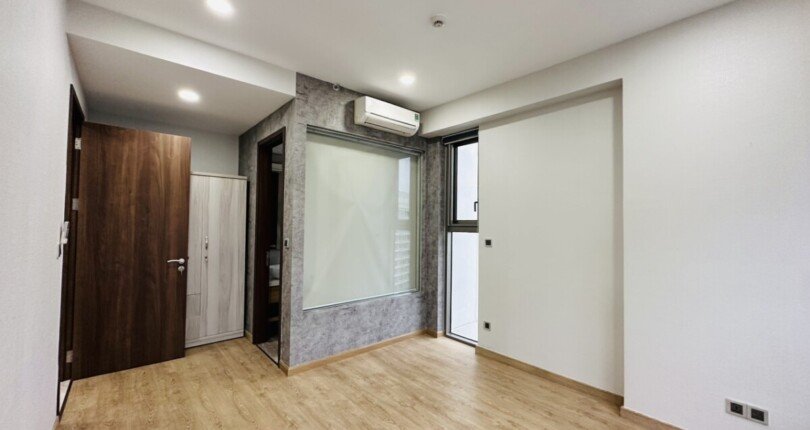 phong ngu nho can ho can ban 810x430 - Bán Lỗ 500tr, căn hộ chung cư Midtown The Signature, 104m2, tầng cao, giá 7.1 tỷ,