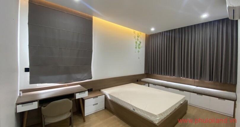 phong-ngu-sang-trong-rong-rai