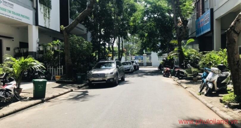 vi-tri-nha-cho-thue-toa-lac-tren-duong-noi-khu-hung-gia-1