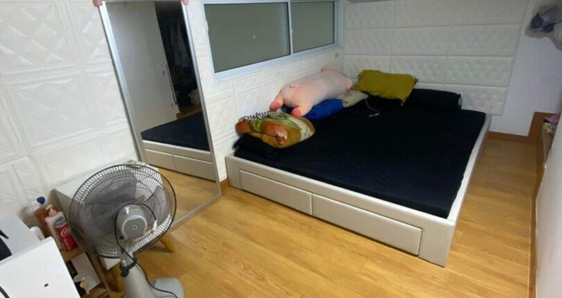 z4252962815127 4dcb5b25cd60e7bc6f01da9f1c6af93b 1 810x430 - Cần bán căn hộ Hưng Vượng 1, 2pn,2wc, giá 2,6 tỷ