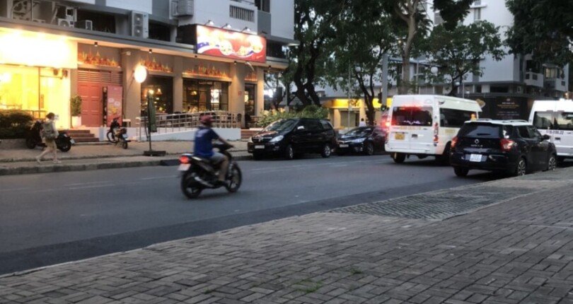 z4453111007173 eb60e722ae784c37904e91d7797e78ca 810x430 - Cho thuê Shophouse góc Mỹ Khánh, tổng diện tích 162m2 bao gồm 1 trệt, 1 lửng, chiều ngang lên đến 12,5m - Giá: 3500USD/Tháng