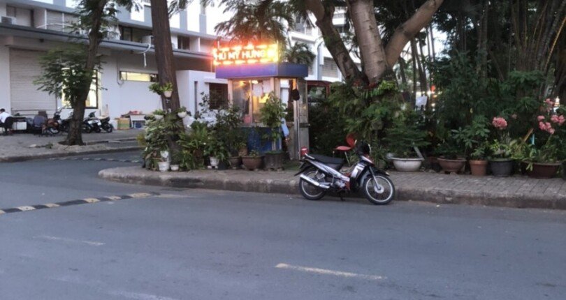 z4453111025866 dc2bb8ee06359fdc9aa9685271aef759 810x430 - Cho thuê Shophouse góc Mỹ Khánh, tổng diện tích 162m2 bao gồm 1 trệt, 1 lửng, chiều ngang lên đến 12,5m - Giá: 3500USD/Tháng